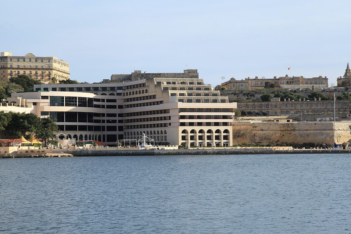 Grand Hotel Excelsior, Floriana