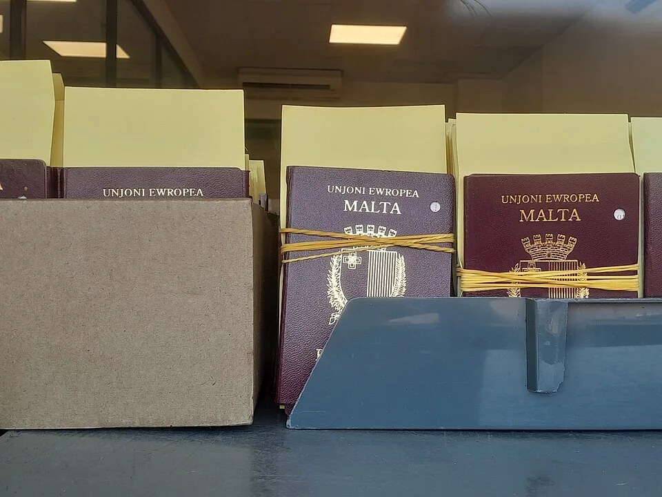 Maltese passports — travel document photograph